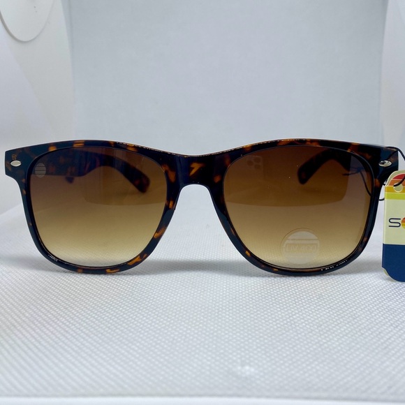 Tortoise Color Frame Women’s Fashion Sunglasses NWT - Picture 1 of 5